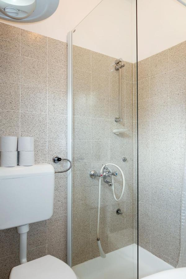 Apartment Meri - Krk211 By Interhome Kornic Exterior photo